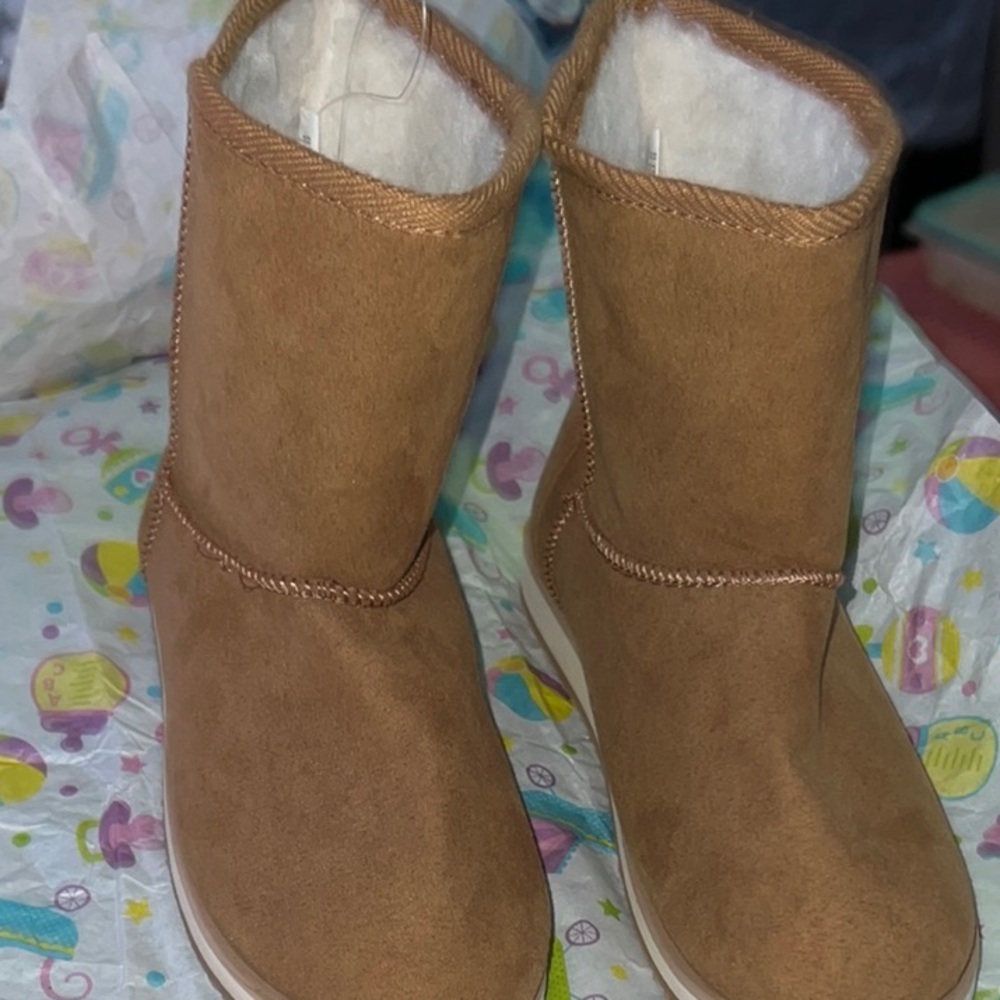 Cozy Tan Suede Boots